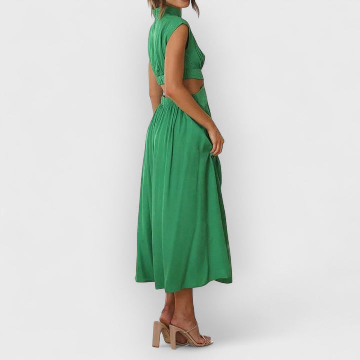 Lucy | Cut-Out Waist Pocketed Holiday Midi Dress