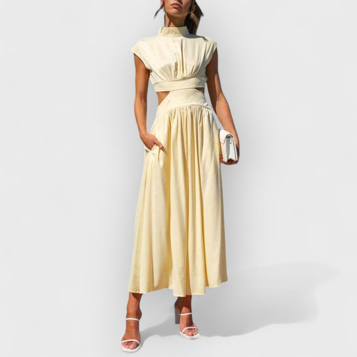 Lucy | Cut-Out Waist Pocketed Holiday Midi Dress